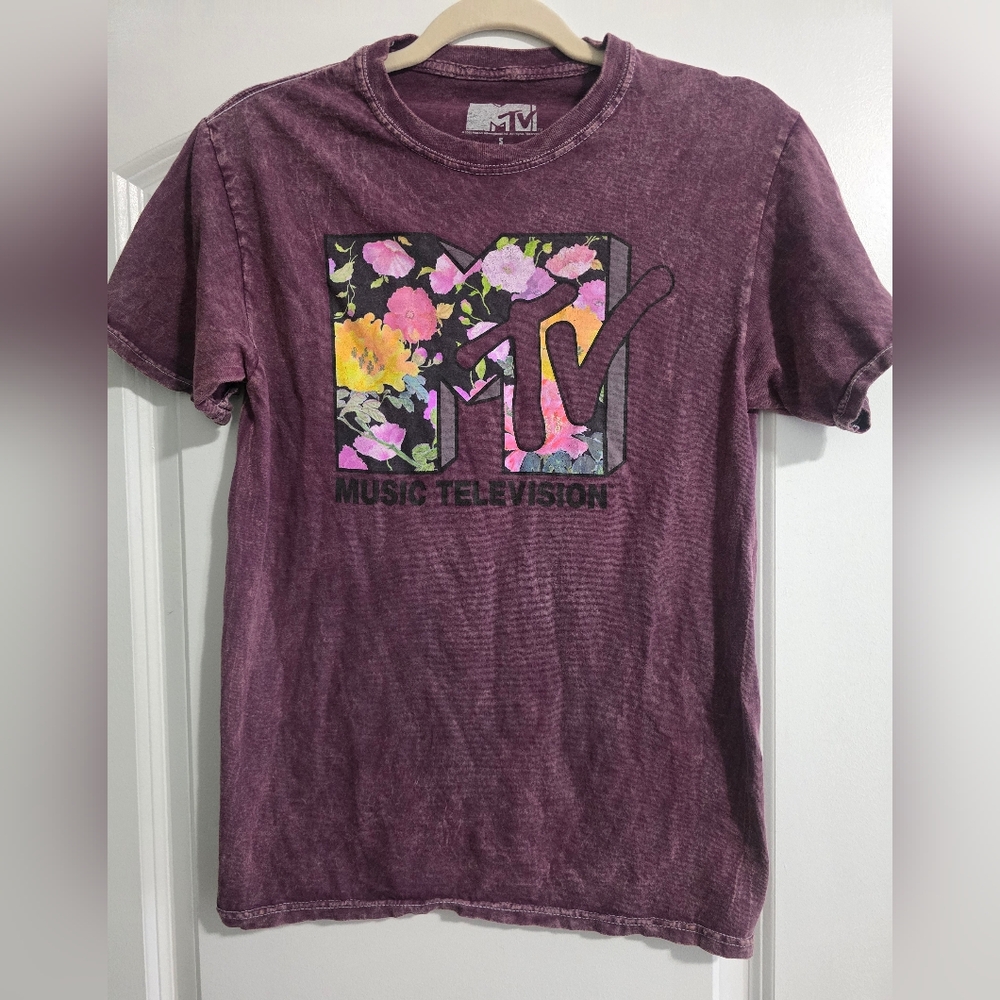 MTV Floral Graphic Tee in Maroon Acid Wash